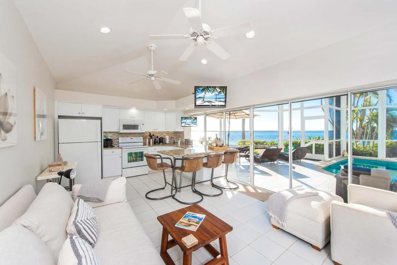 Pools Of The Kai 6 - Beachfront Condo With Private Pool Atrium, Modern Kitchen, And Outdoor Grillの連絡先