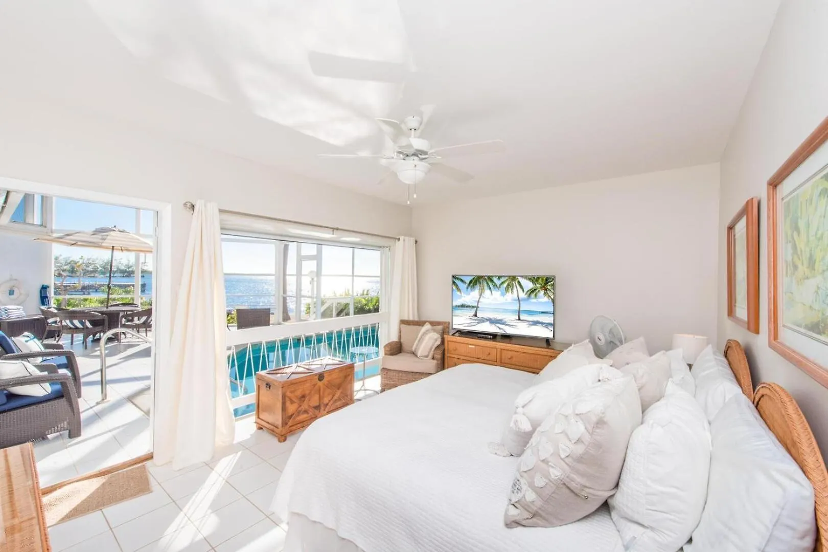 Pools Of The Kai 6 - Beachfront Condo With Private Pool Atrium, Modern Kitchen, And Outdoor Grill Driftwood Village